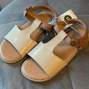 Girls Cat & Jack Summer Sandal Shoe Flat Gold Tan Glitter Shimmer Size 11 NWT